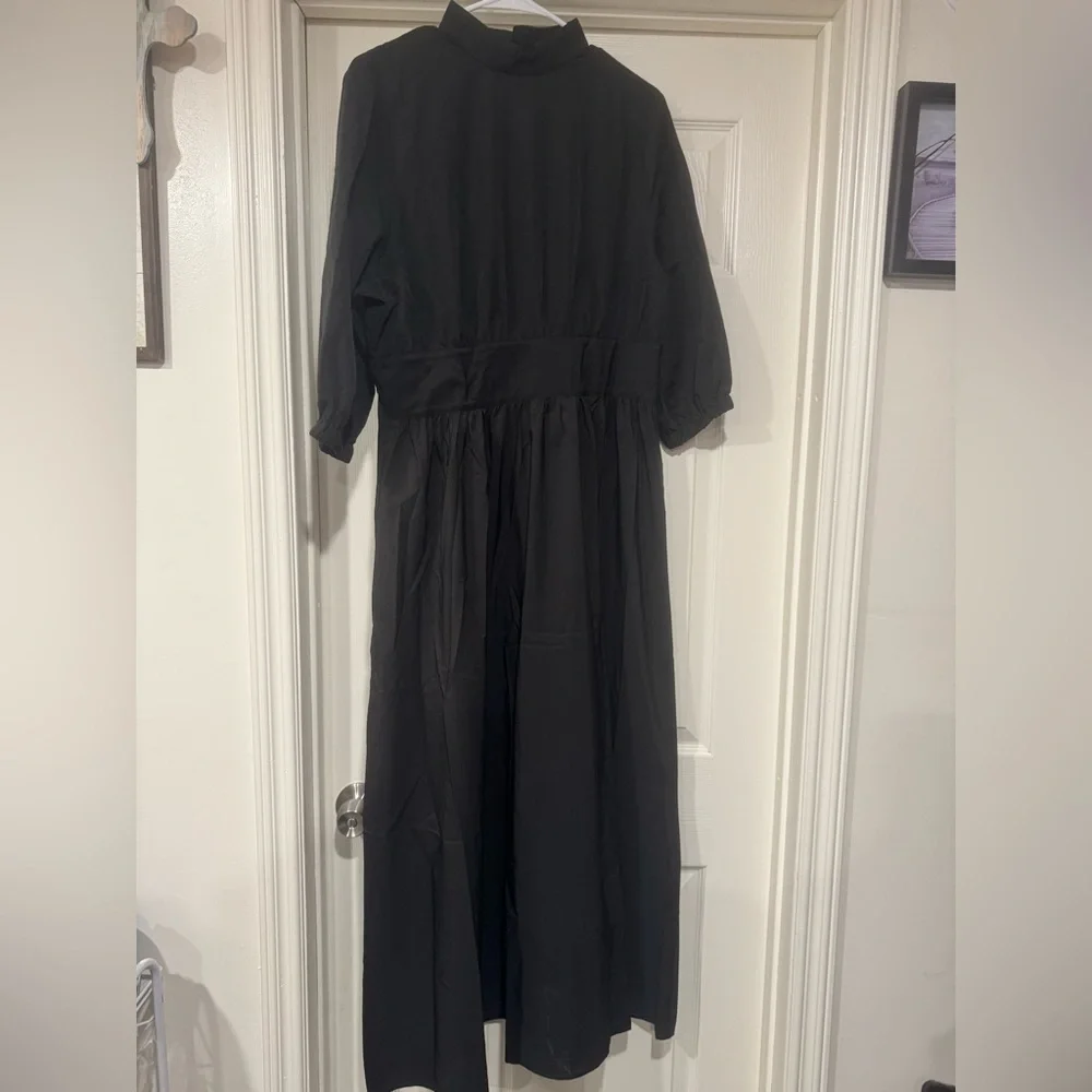 Luxury collections brand new dress - Picture 2 of 5